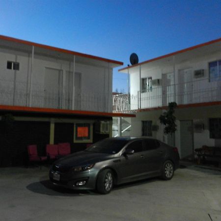 Consul Suites 华雷斯城 外观 照片